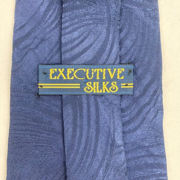 Executive Silks Blue Patterned All Silk Neck Tie - Picture 3 of 3